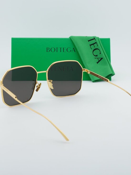 Bottega Veneta BV1108SA 001 Square Sunglasses - Gold / Grey main image 4